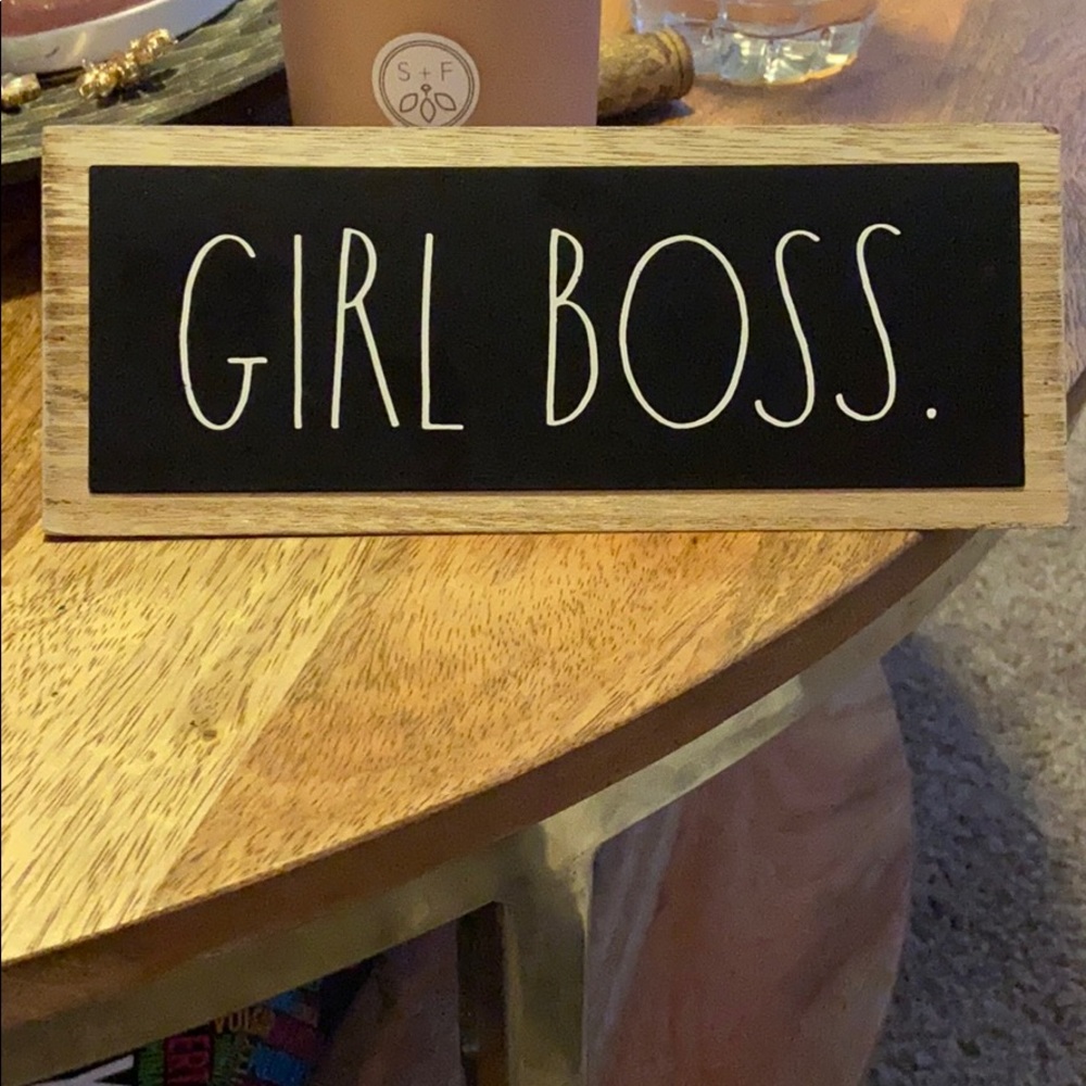 Chalkboard style deskplate